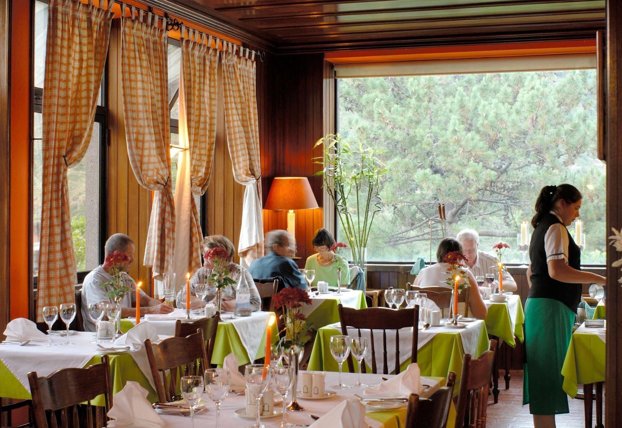 Dorisol Pousada Dos Vinhaticos Serra de Água Restaurante foto